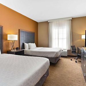 Queen Room Two Queen Beds Mobility Access or Non-Smoking